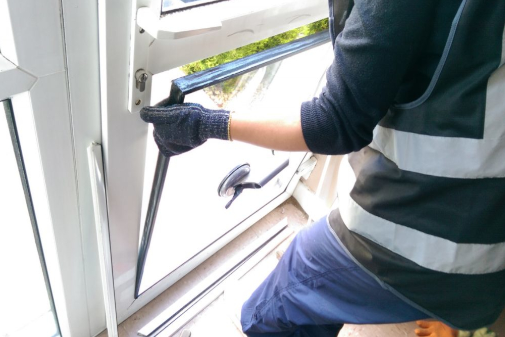 Double Glazing Repairs, Local Glazier in Pinner, Eastcote, Hatch End, HA5